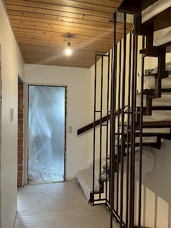 Lackierarbeiten im Treppenhaus